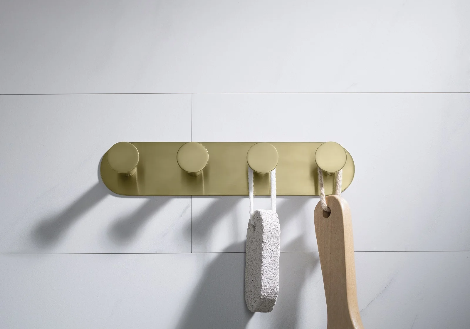 Приобрести крючок-4 крючка timo saona 13015/17 золото матовое