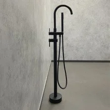 Comforty Смеситель напольный, FE018M-CMT, черный матовый