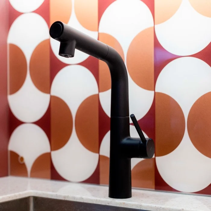 Приобрести iddis смеситель для кухни pure 341мм, черный purblfbi05