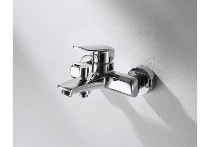 Приобрести смеситель для ванны bravat real f6121179cp-01