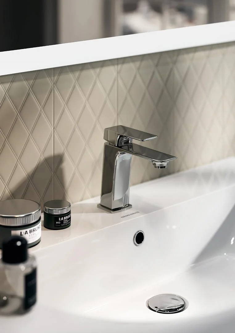 Приобрести kerama marazzi смеситель для раковины fioretto, хром v2cr205km