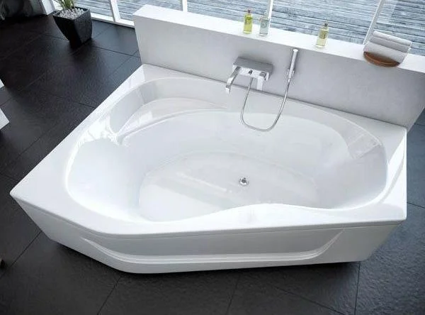 Приобрести акриловая ванна асимметричная aquatek медея l 170x95 см