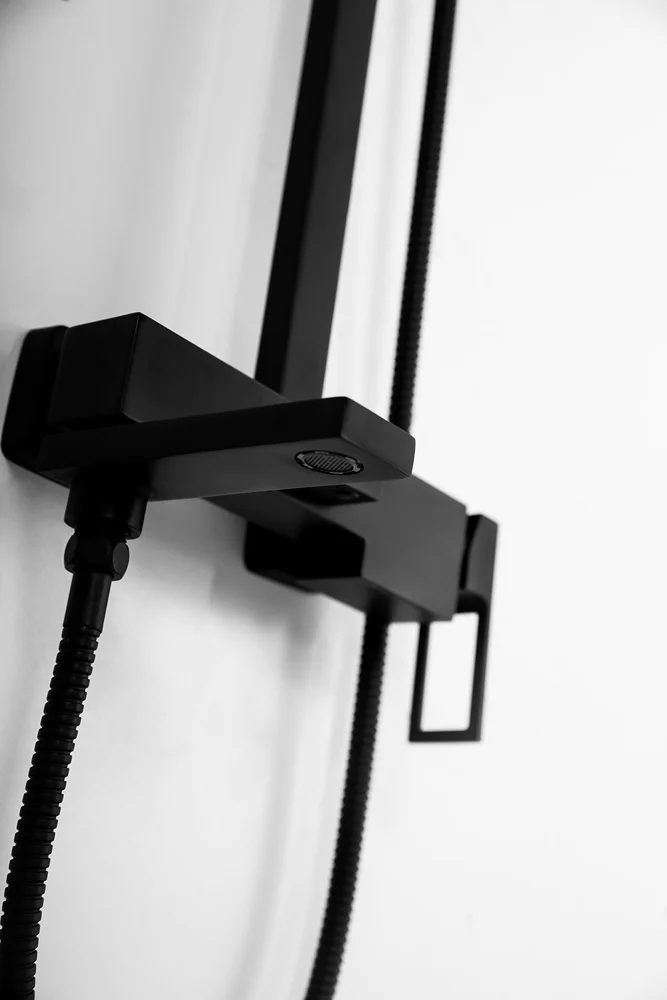 Приобрести belbagno душевая стойка luce, черный luc-vscm-nero
