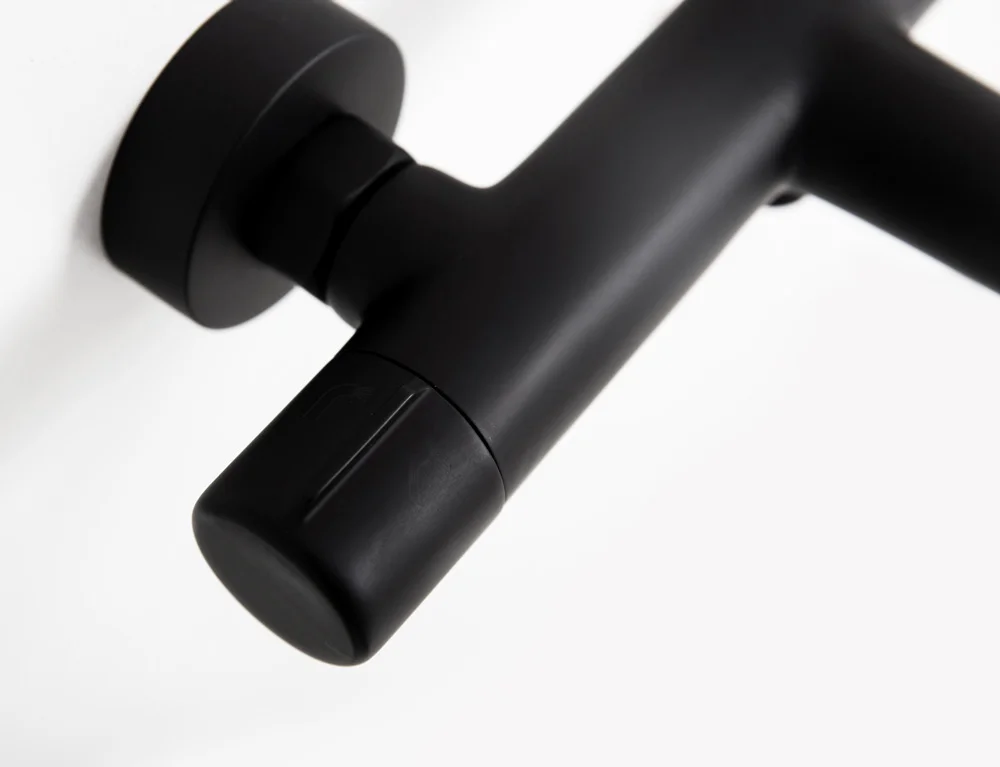 Приобрести belbagno смеситель для ванны uno, черный uno-vasm-nero