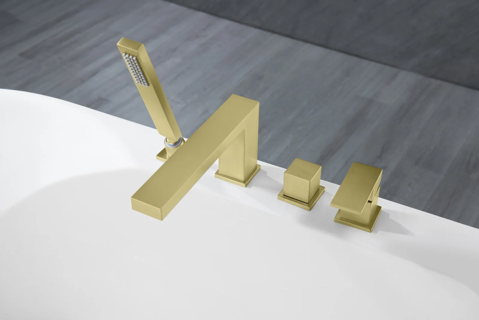 Приобрести смеситель для ванны с душем, врезной timo selene 2130/17y золото матовое