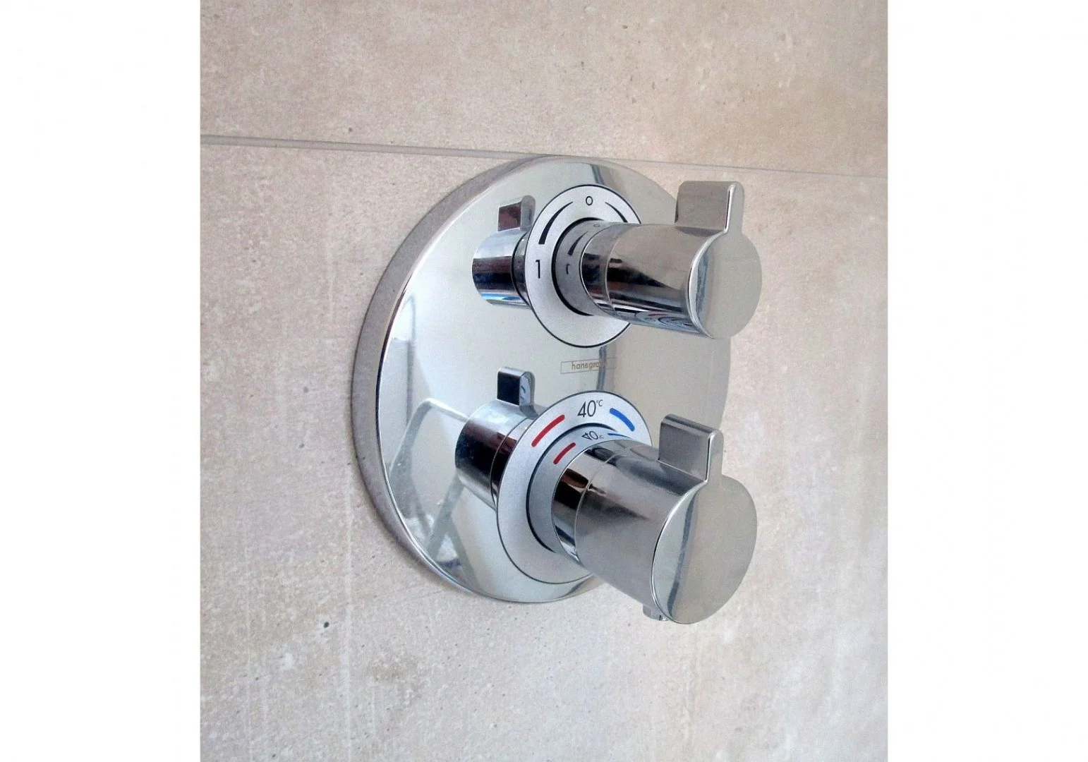 Приобрести смеситель для душа с термостатом hansgrohe ecostat e 15758000
