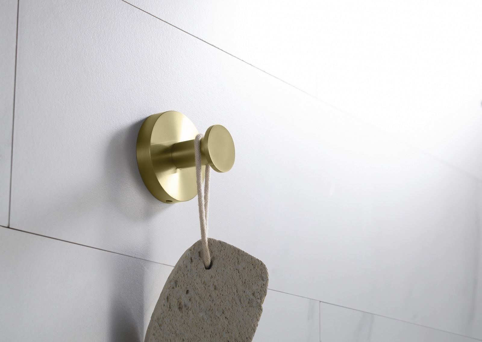 Приобрести крючок timo saona 13011/17 золото матовое