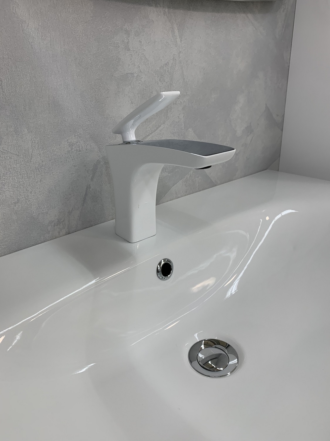 Приобрести смеситель для раковины timo helmi 4061/00-16f хром-белый