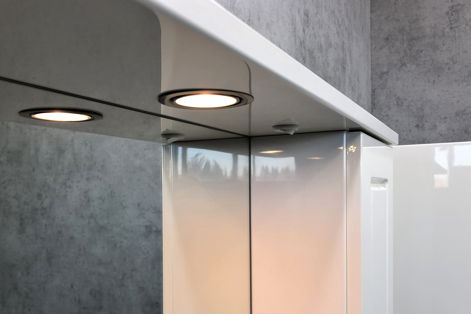 Приобрести сomforty зеркало-шкаф "севилья-85" слоновая кость