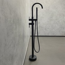 Comforty Смеситель напольный, FE018M-CMT, черный матовый