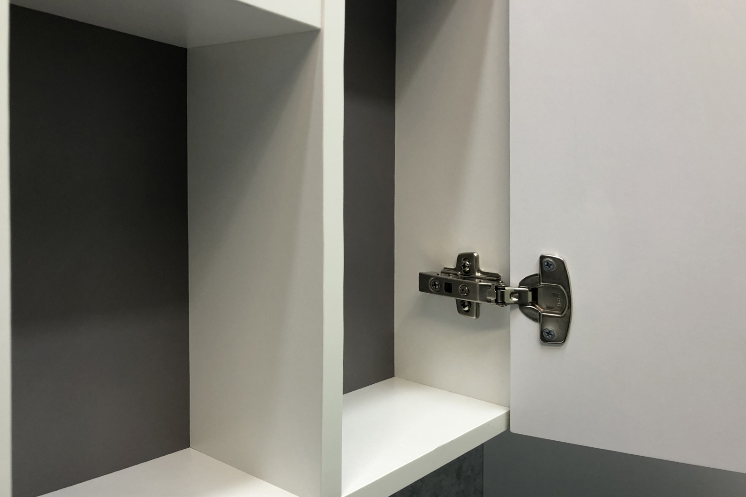 Приобрести сomforty зеркало-шкаф "милан-120" белый глянец