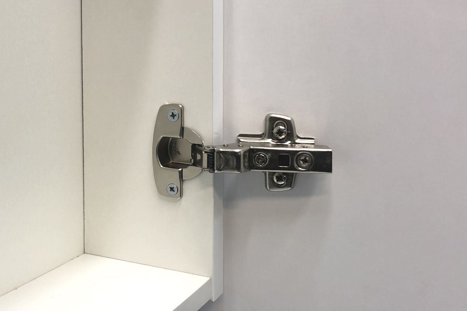 Приобрести сomforty зеркало-шкаф "палини-100" белый глянец