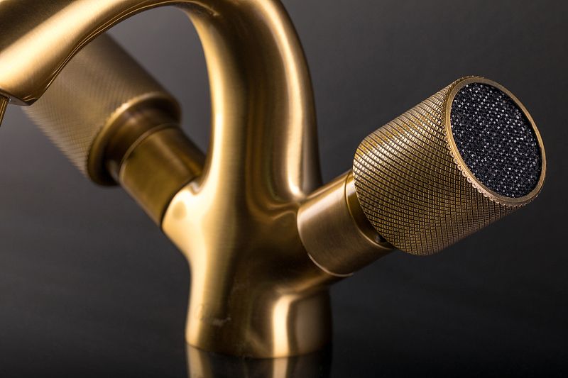 Приобрести boheme смеситель для раковины royale cristal, бронза\черные кристаллы 311-royal/crst black