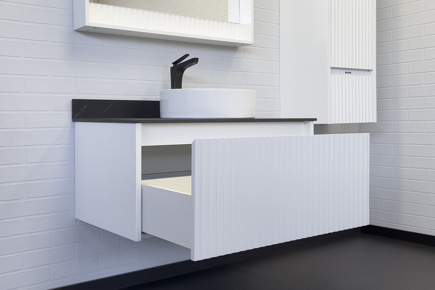 Приобрести сomforty тумба со столешницей и раковиной марсель-90 белая матовая c раковиной 9110