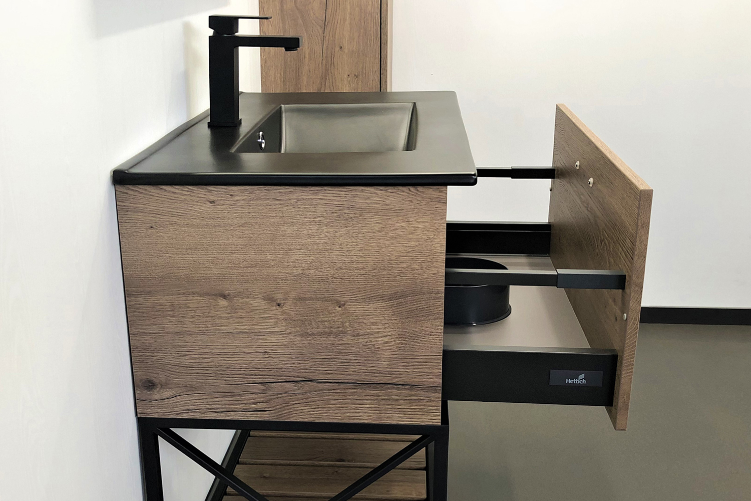 Приобрести сomforty тумба с раковиной "бредфорд-75" дуб темный, черная раковина