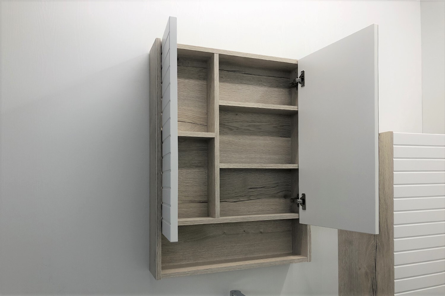 Приобрести сomforty зеркало-шкаф "клеон-60", белый/дуб дымчатый