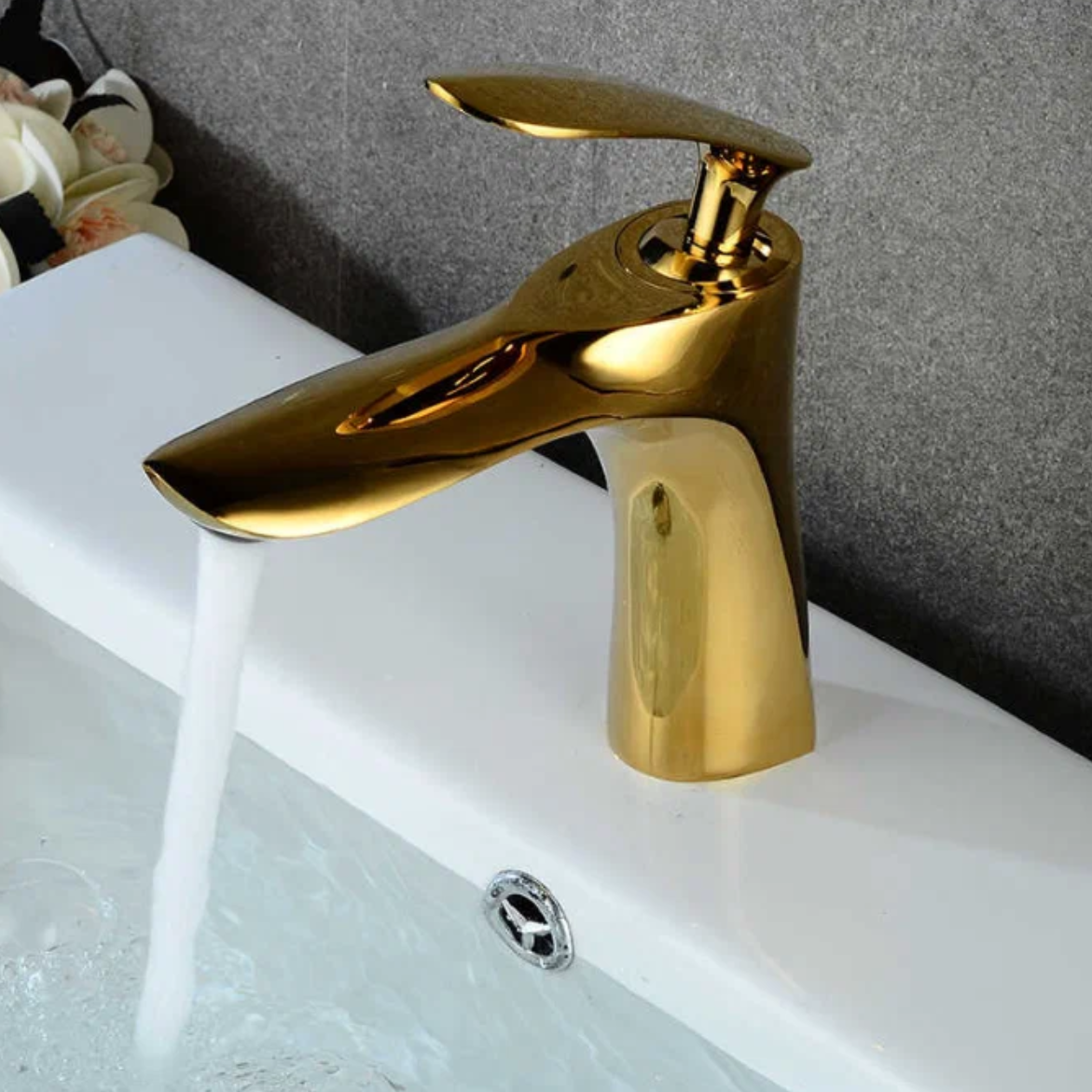 Приобрести grocenberg смеситель для раковины, золото gb2001go