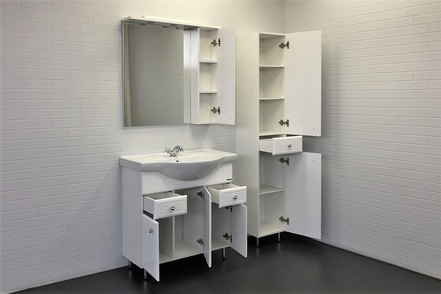 Приобрести сomforty зеркало-шкаф "сочи-85" белый глянец