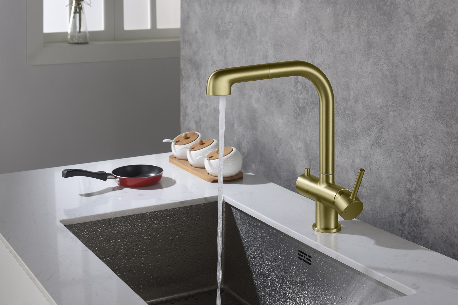 Приобрести смеситель для кухни с подключением фильтра и выдвижной лейкой timo saona 2346/17fl золото матовое