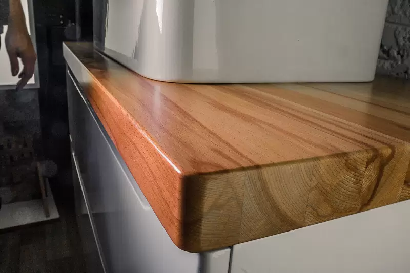 Приобрести jorno тумба подвесная wood 120 см со столешницей светлое дерево, белая