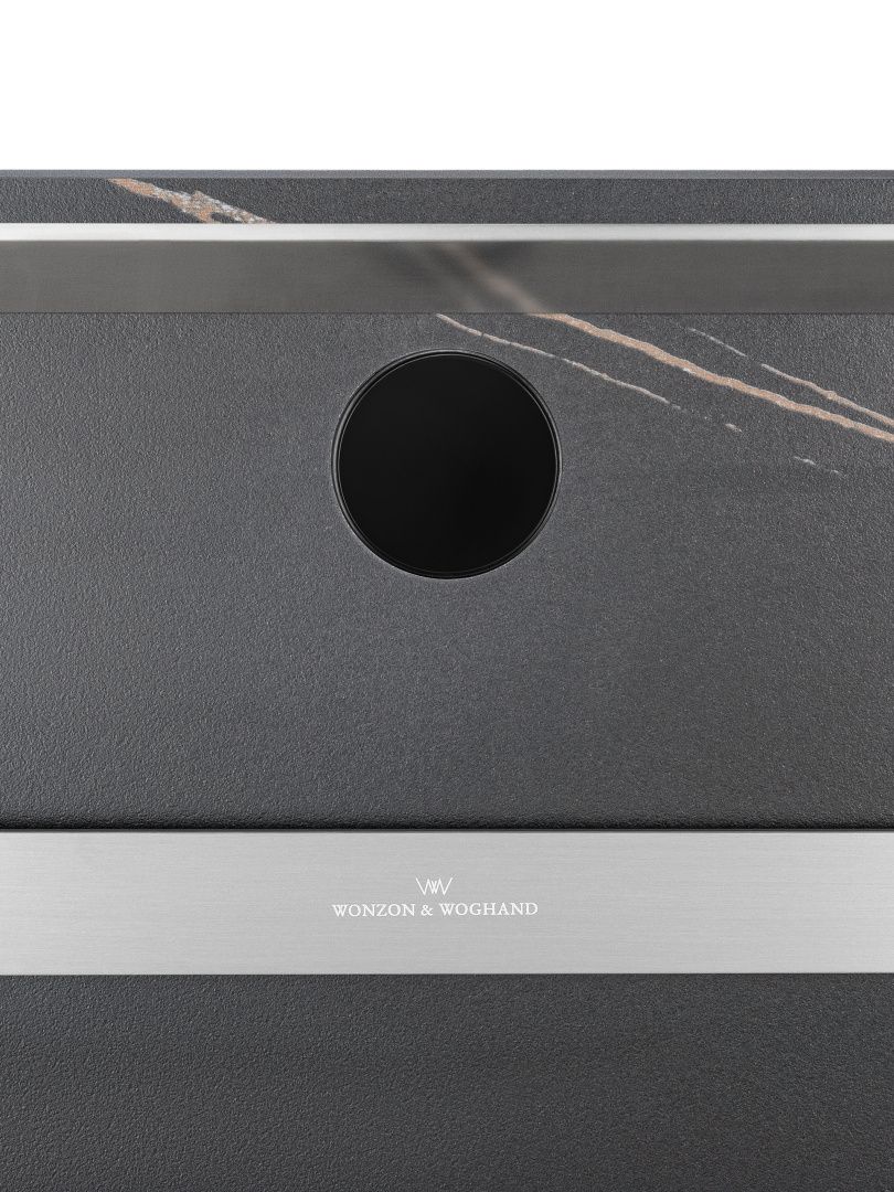 Приобрести полотенцесушитель электрический с каменной плитой черный мрамор wonzon & woghand stuttgart, брашированный никель (ww-a504-br)