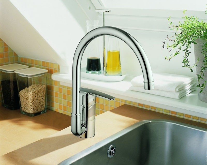 Приобрести смеситель однорычажный для мойки grohe euroeco dn 15 32752000