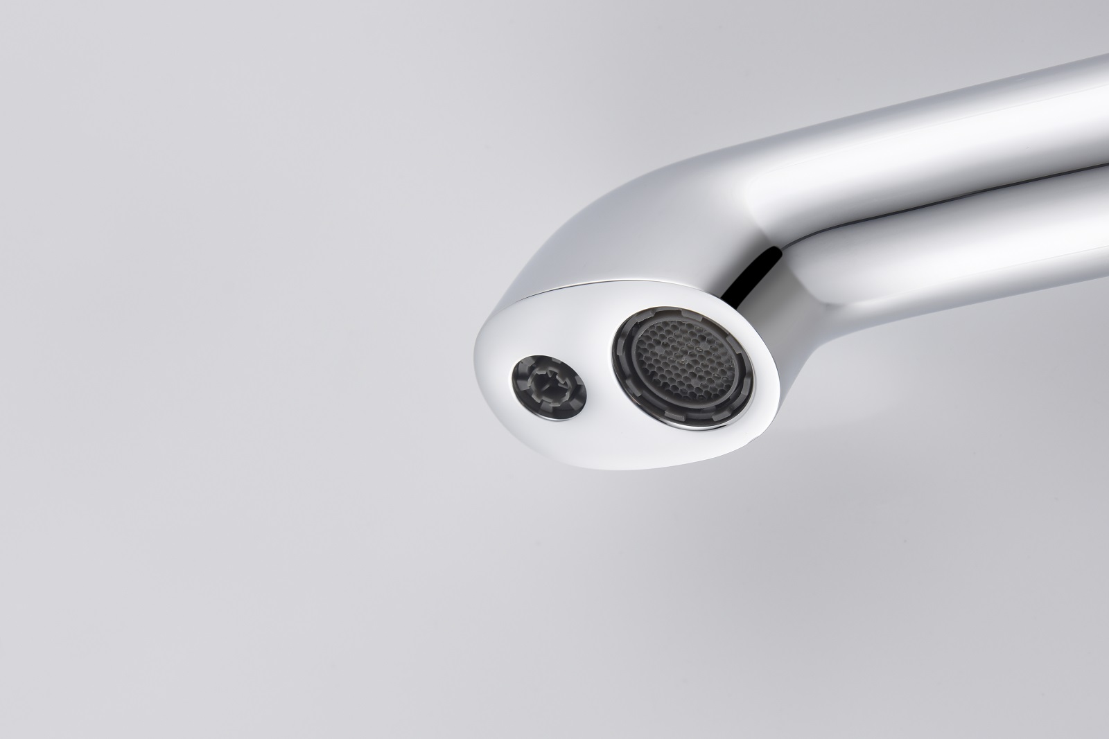 Приобрести смеситель для кухни с подключением фильтра и выдвижной лейкой timo saona 2346/00fl хром