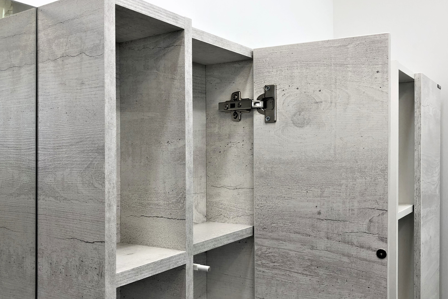 Приобрести сomforty зеркало-шкаф "прага-120" дуб белый