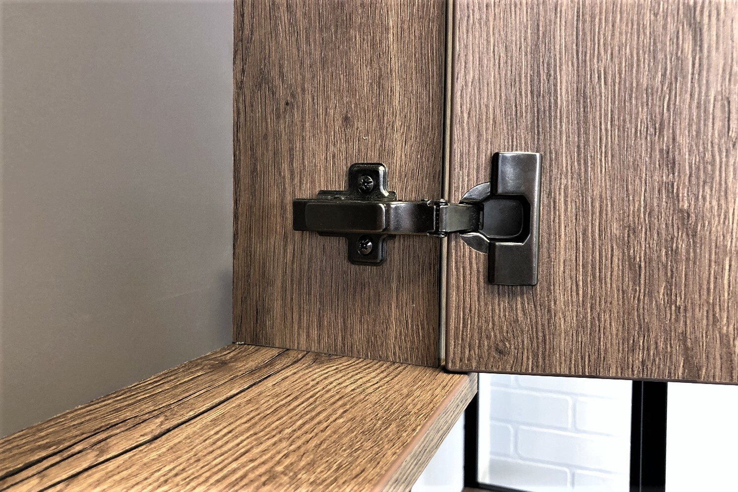 Приобрести сomforty зеркало-шкаф "лиссабон-90" дуб темный