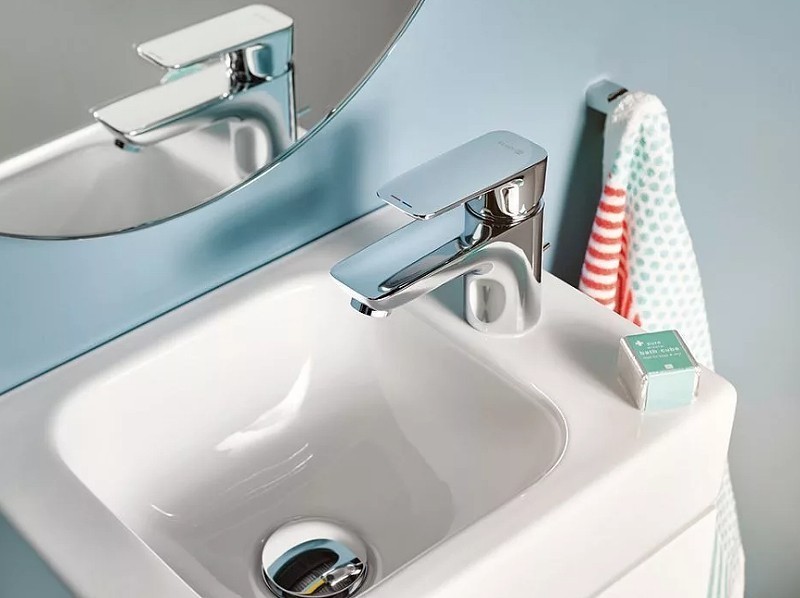 Приобрести kludi pure&style однорычажный смеситель на умывальник 100, c донным клапаном, арт. 402900575