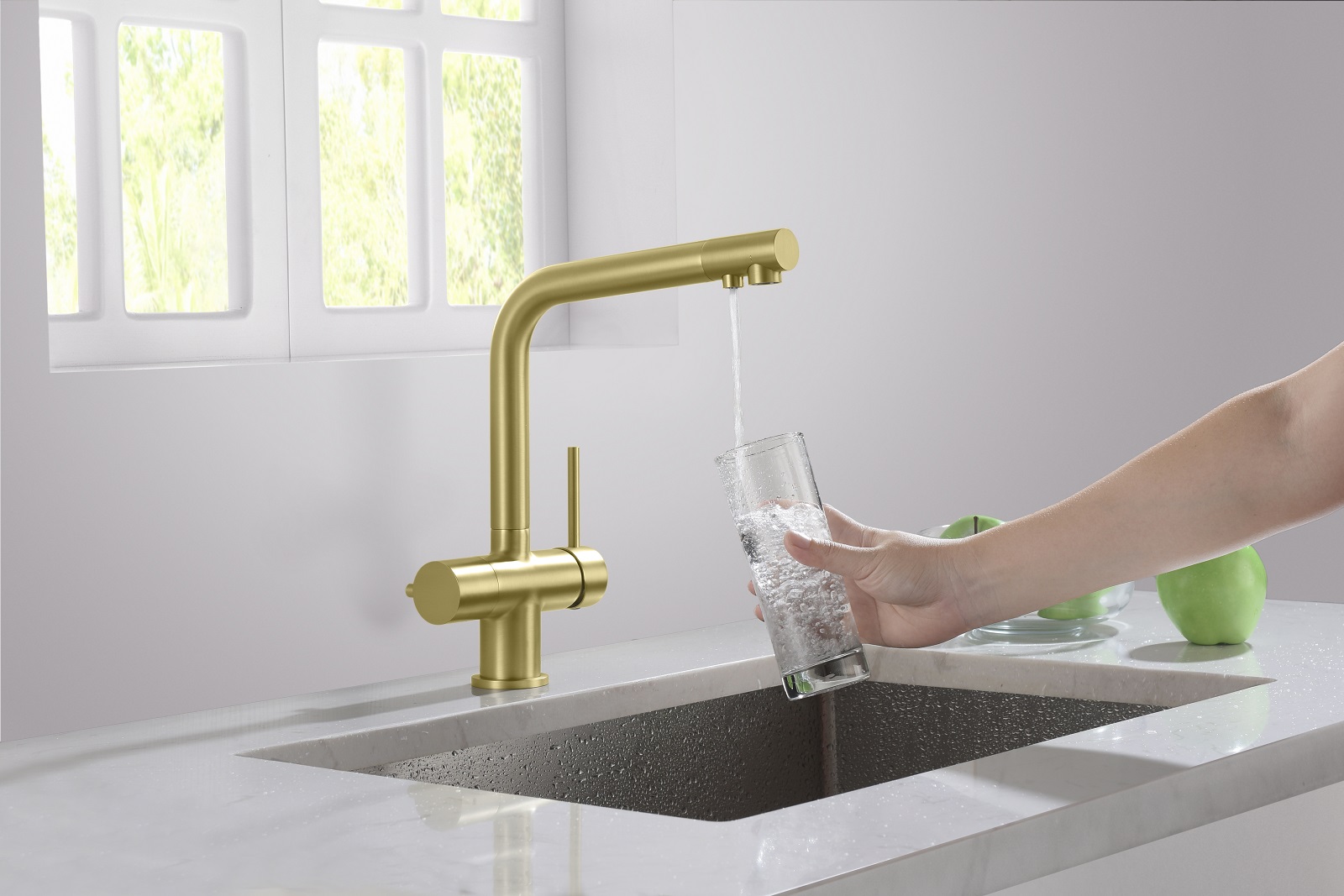 Приобрести смеситель для кухни с подключением фильтра timo saona 2396/17f золото матовое