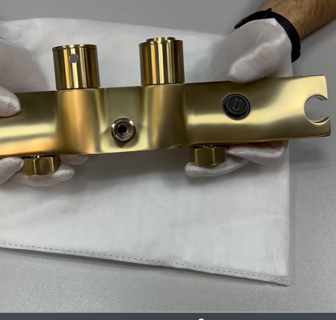 Приобрести grocenberg душевая система с термостатом, матовое золото gb7038mg