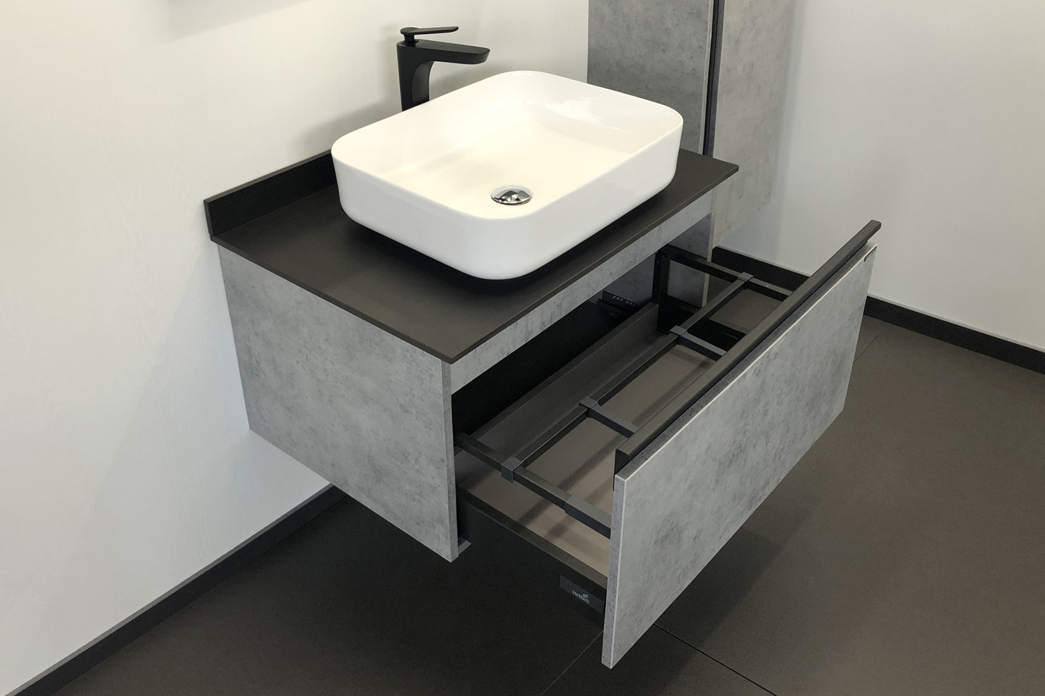 Приобрести сomforty тумба со столешницей и раковиной "эдинбург-75", светлый бетон