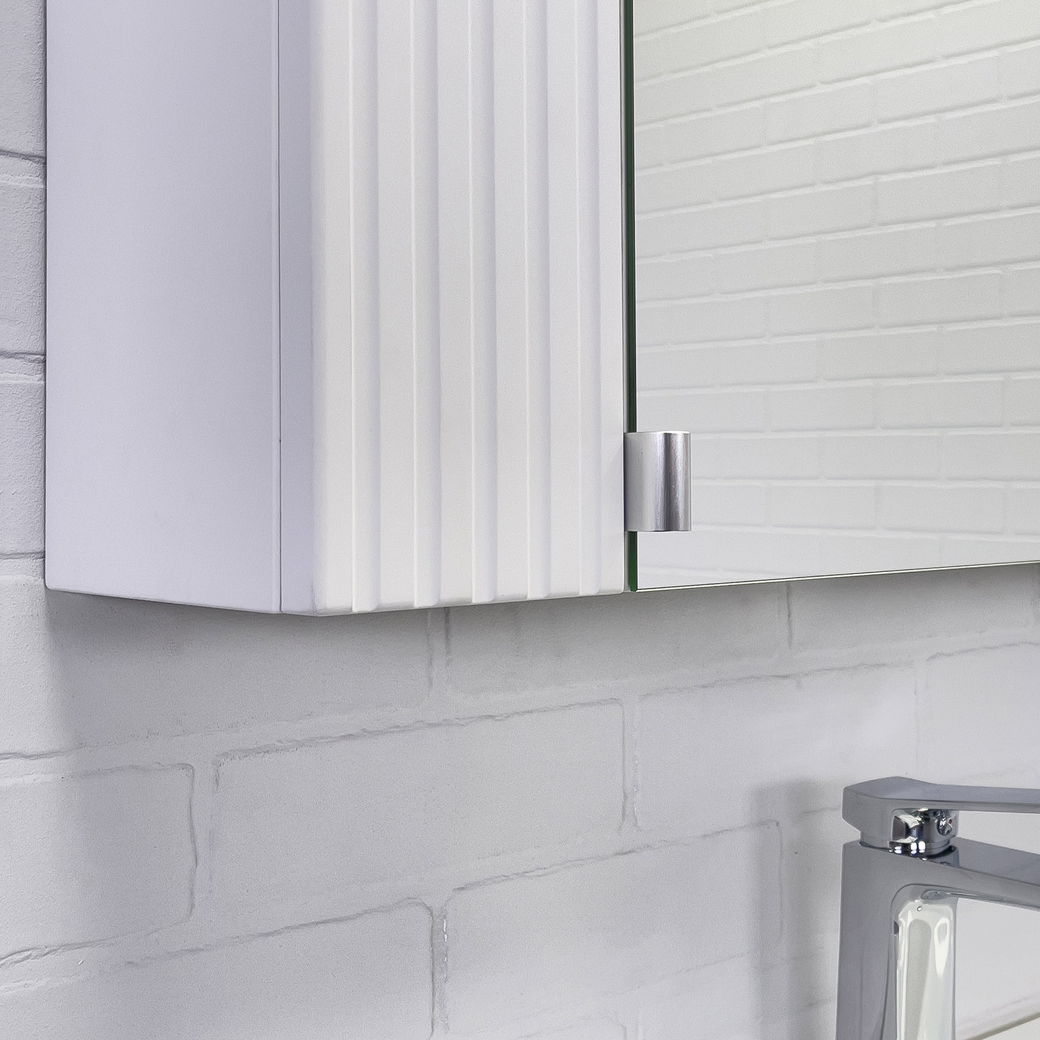 Приобрести сomforty зеркало-шкаф лима-70 белый матовый