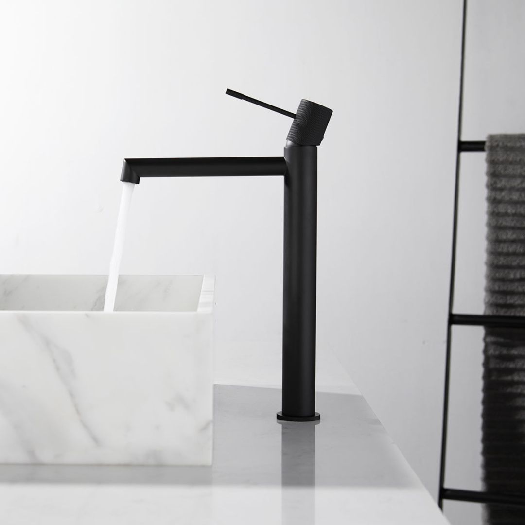 Приобрести vincea высокий смеситель для раковины desire, черный матовый vbf-1d2mb