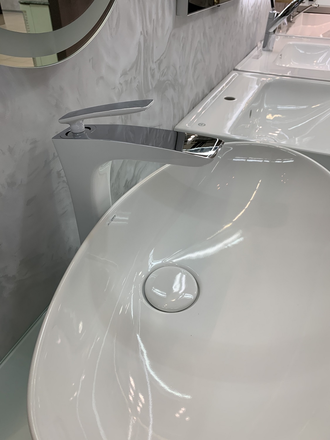 Приобрести смеситель для раковины-чаши timo helmi 4011/00-16f хром-белый