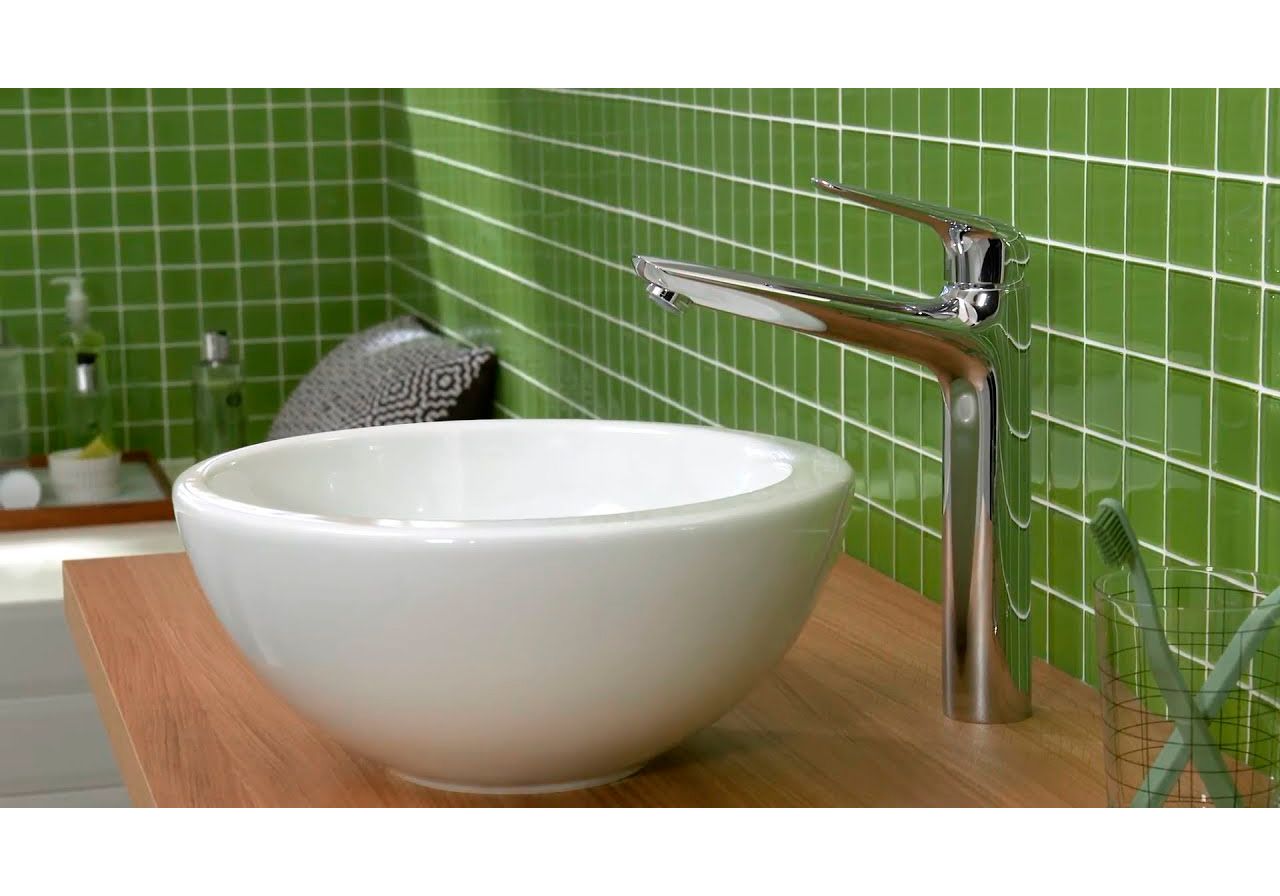 Приобрести 71123000 novus однорычажный смеситель для раковины 230, со сливным гарнитуром, хром