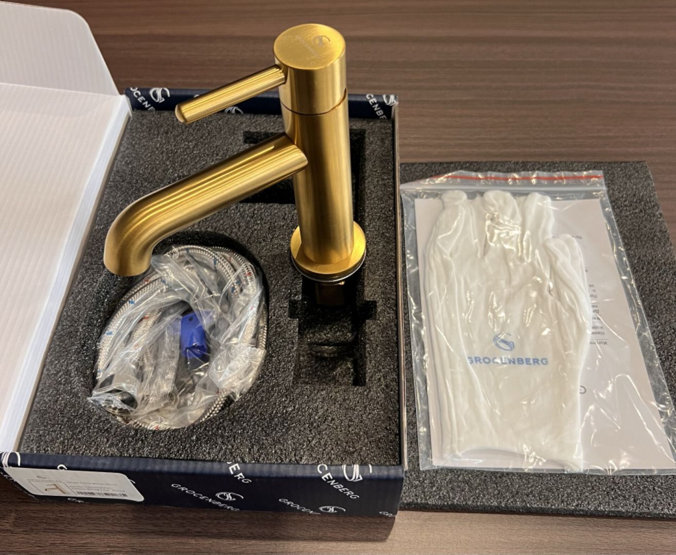 Приобрести grocenberg смеситель для раковины, брашированное золото gb2099gl