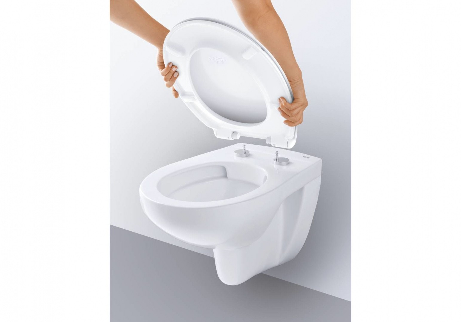 Приобрести унитаз подвесной безободковый grohe bau ceramic 39427000