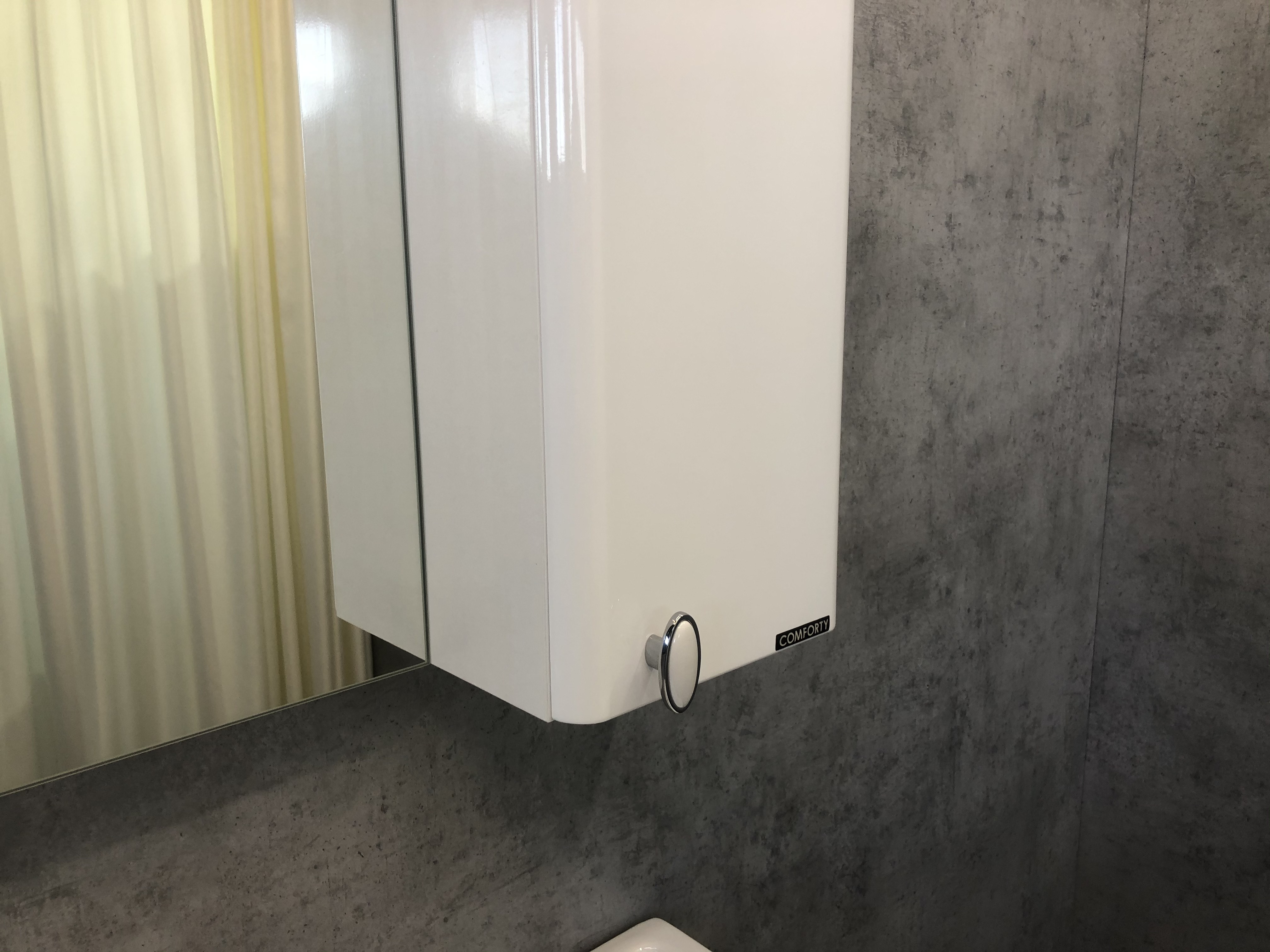 Приобрести сomforty зеркало-шкаф "неаполь-65" белый глянец