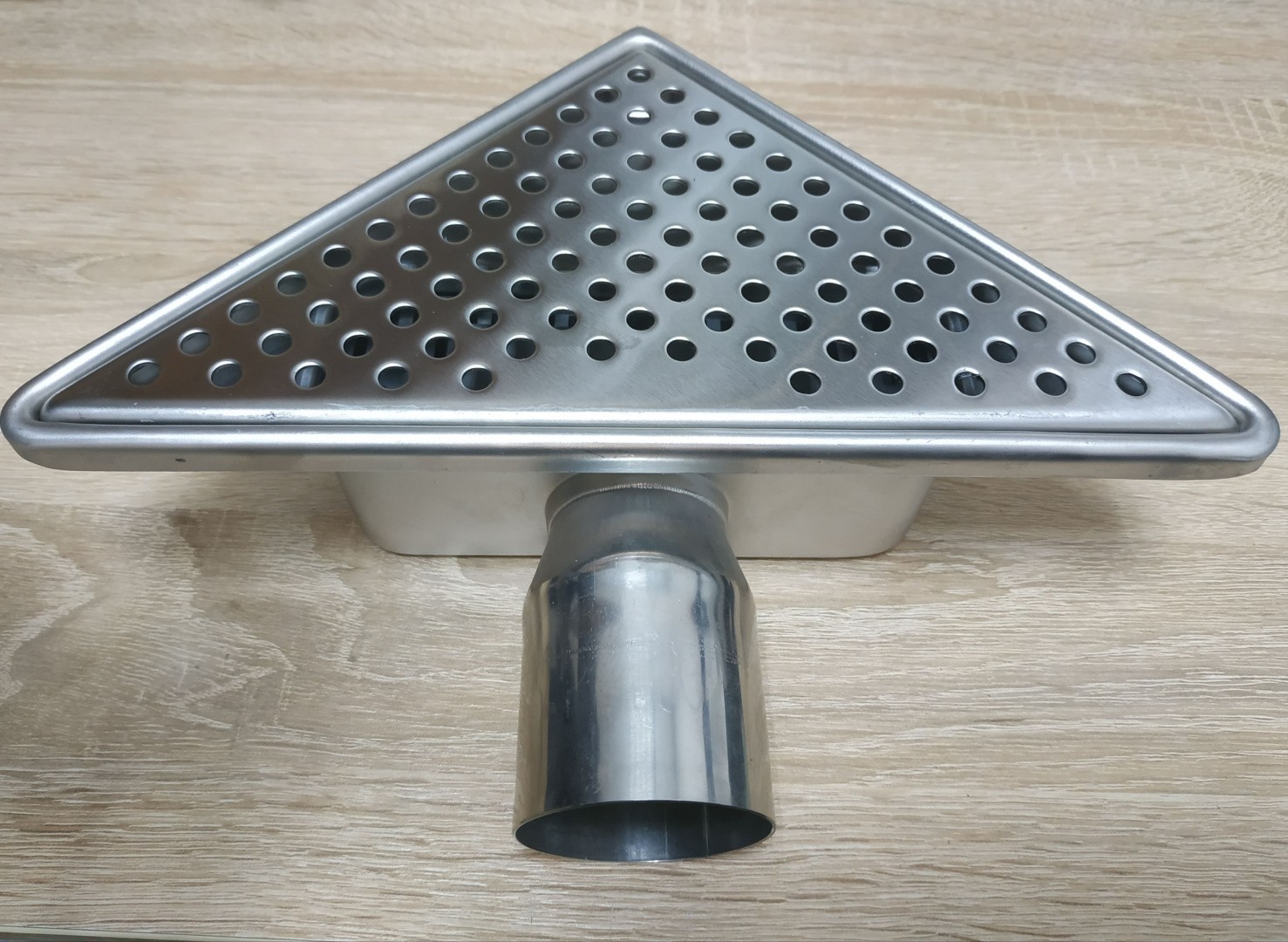 Приобрести трап tim bad412002 20х20 см, нержавеющая сталь