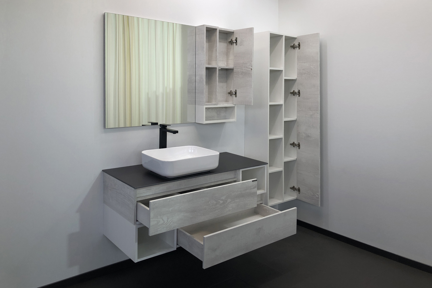 Приобрести сomforty зеркало-шкаф "прага-120" дуб белый