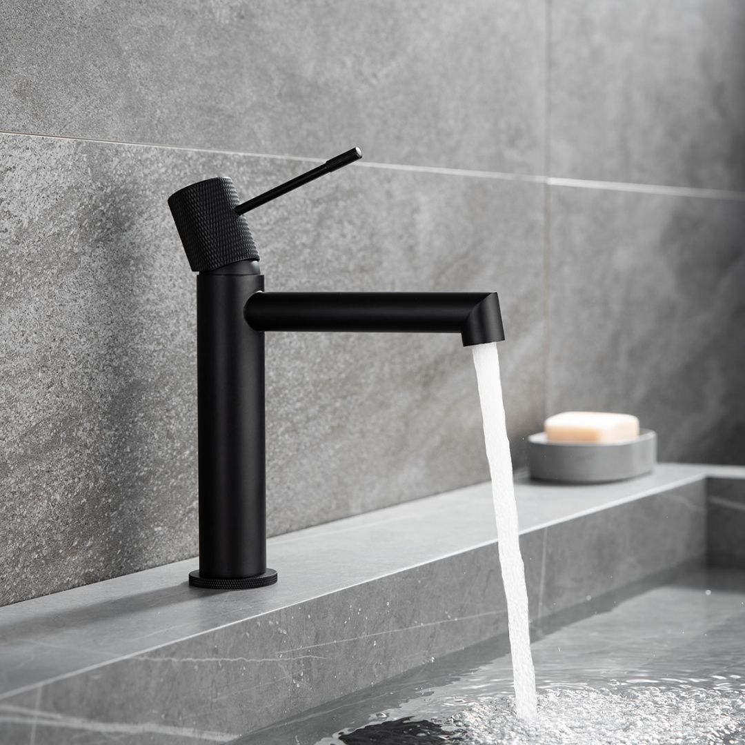 Приобрести vincea смеситель для раковины desire, черный матовый vbf-1d1mb