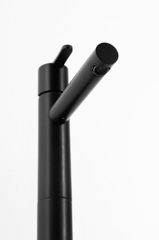 Приобрести cezares смеситель для раковины leaf, высокий с донным клапаном, черный матовый leaf-lc1-nop