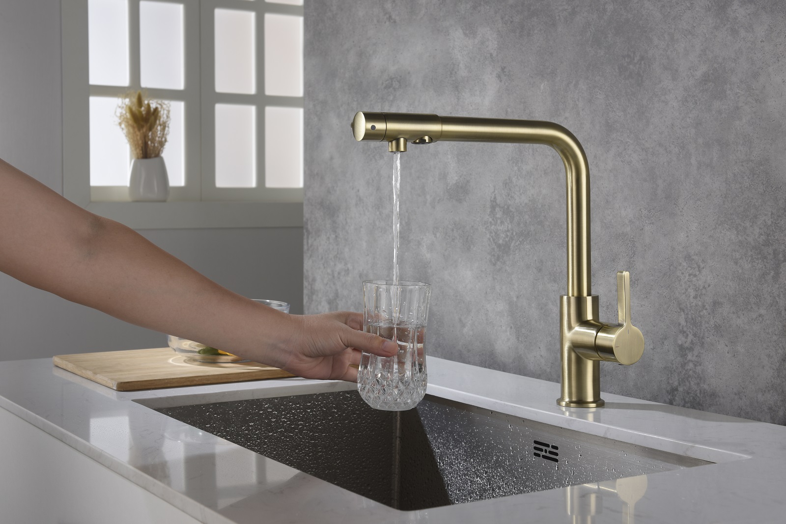 Приобрести смеситель для кухни с подключением фильтра timo hette 1026/02f антик