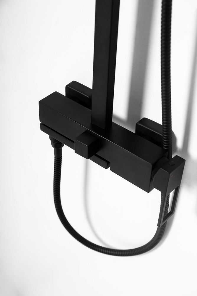 Приобрести belbagno душевая стойка luce, черный luc-vscm-nero