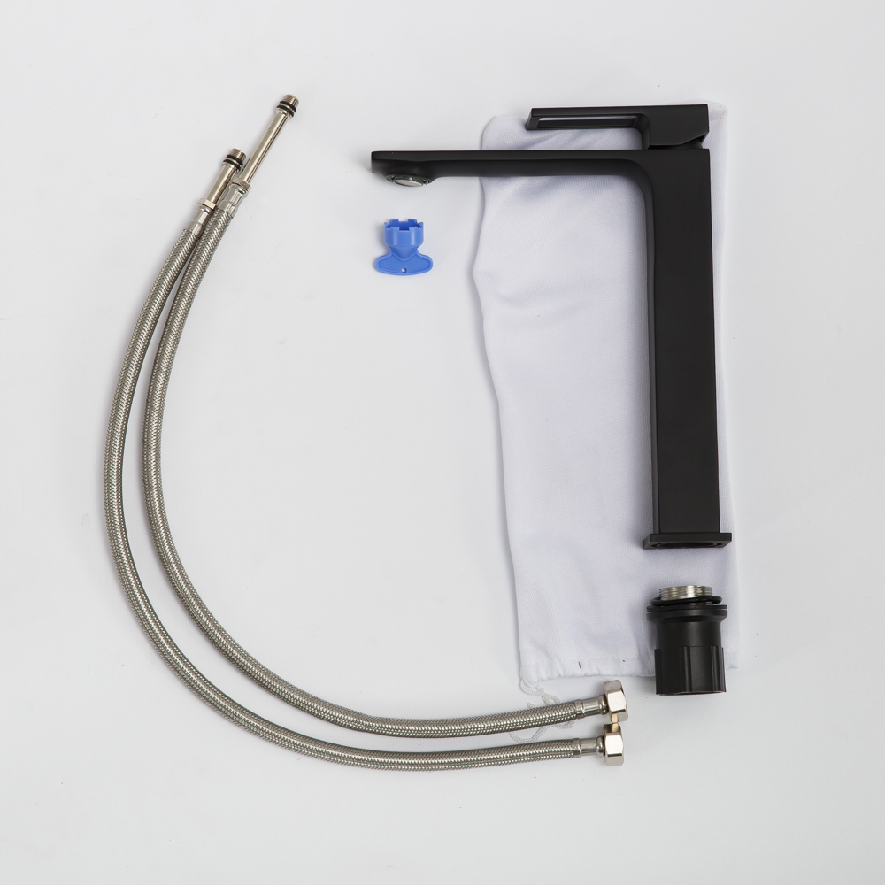 Приобрести belbagno смеситель для раковины luce, высокий, черный luc-lmc-nero-w0