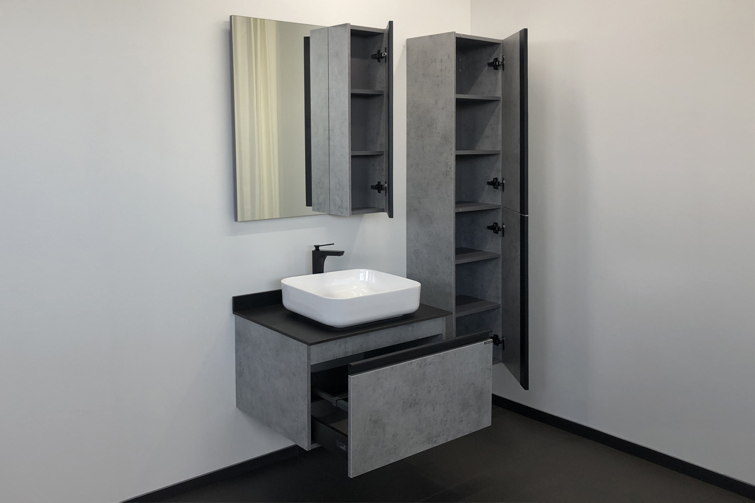 Приобрести сomforty зеркало-шкаф "эдинбург-75" бетон светлый