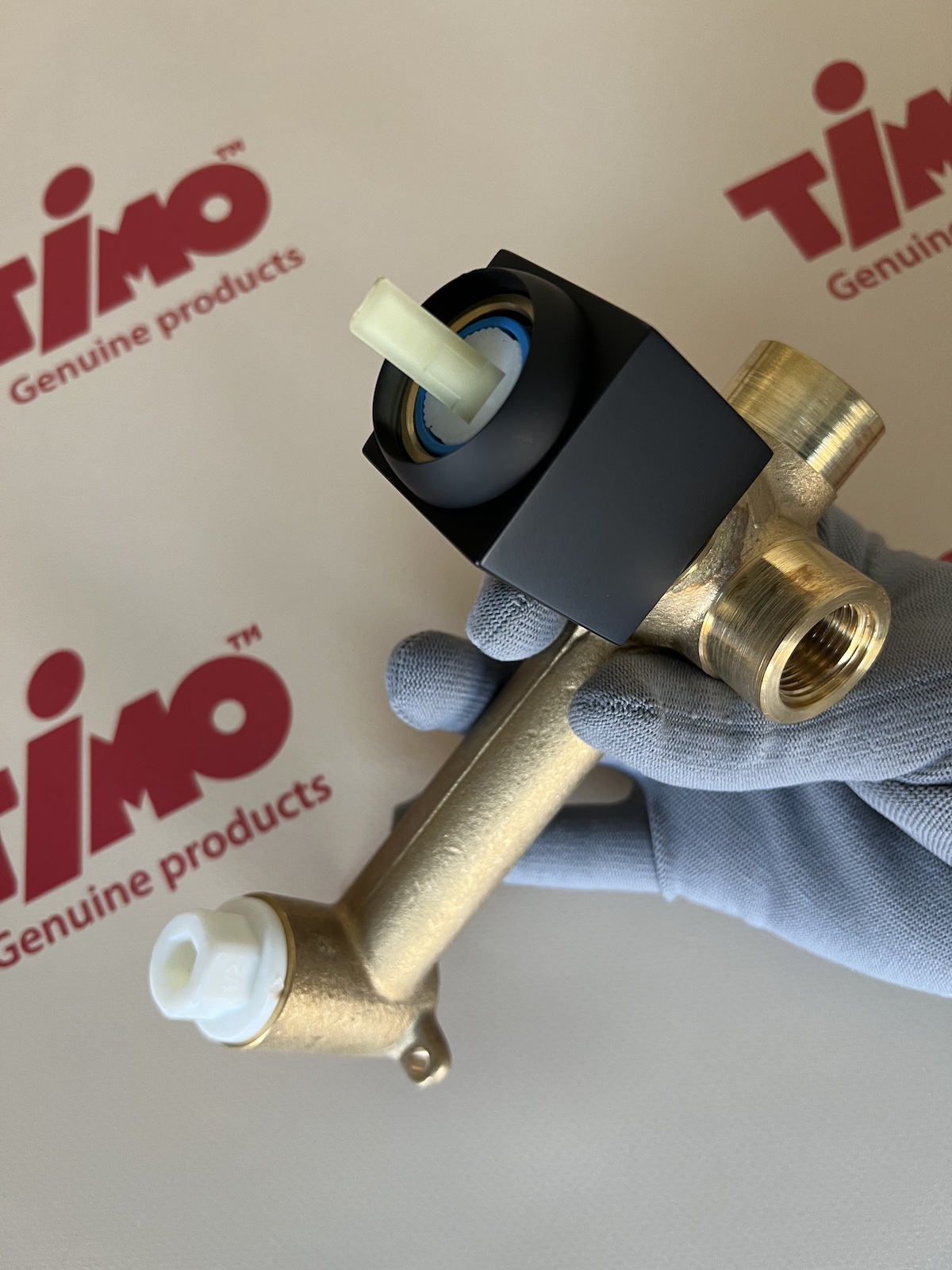 Приобрести смеситель для раковины встроенный timo briana 7171/03sm черный