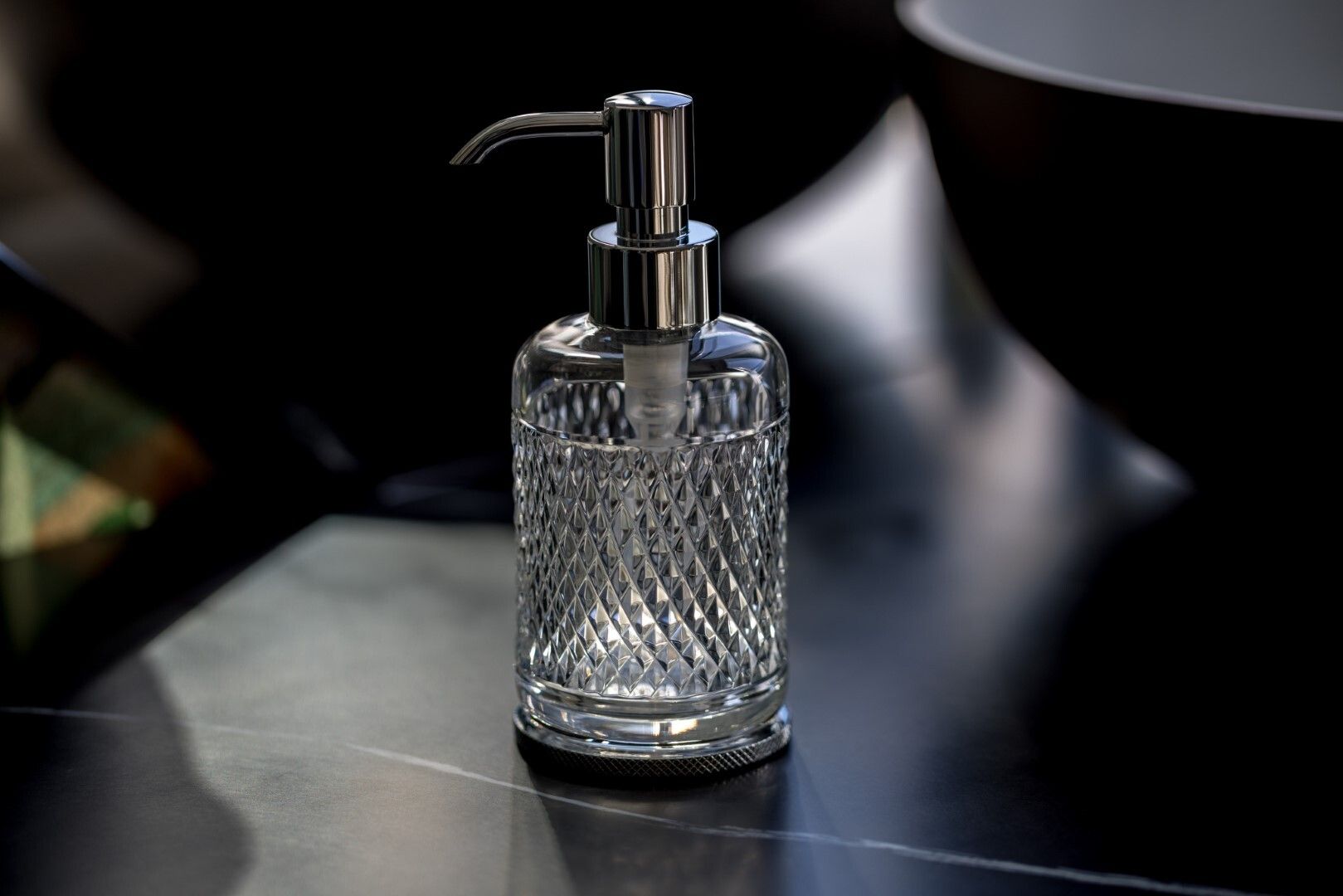 Приобрести boheme дозатор жидкого мыла aura, хром\кристаллы 10250-cr